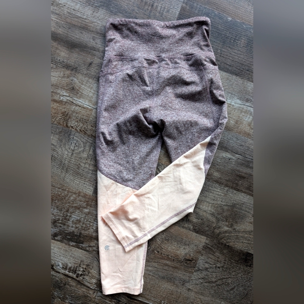 Cropped Champion Leggings